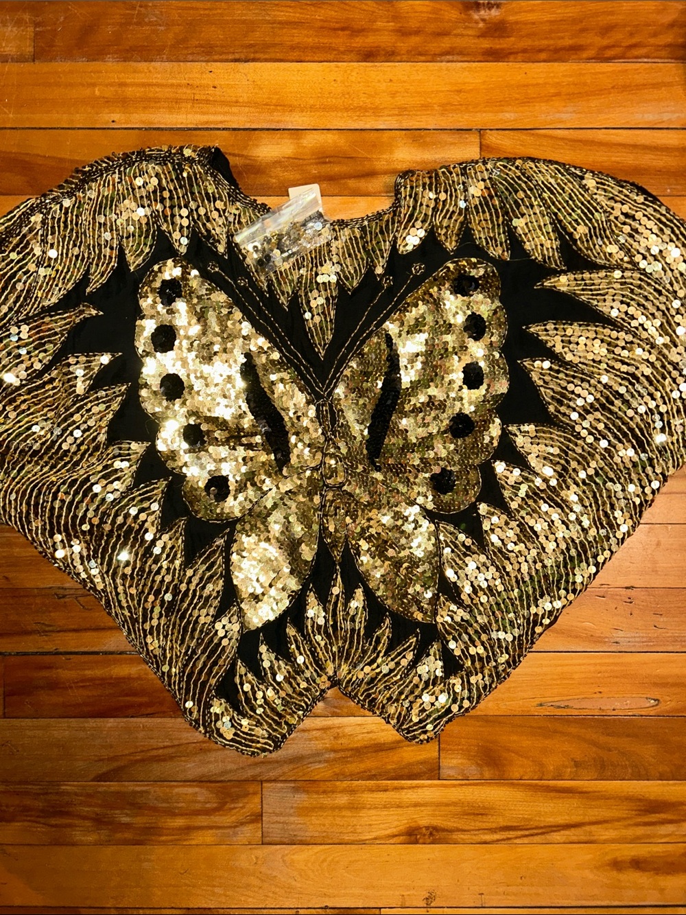 Vintage Sequins Butterfly top🦋 - Picture 2 of 3